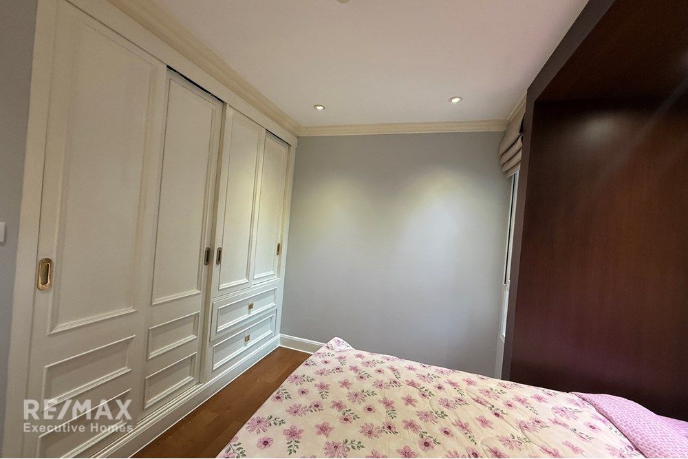 Modern 2BR Condo for Rent in Watthana - Pet-Friendly Living 11