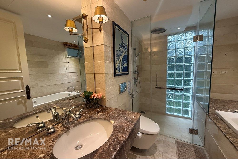 Modern 2BR Condo for Rent in Watthana - Pet-Friendly Living 6