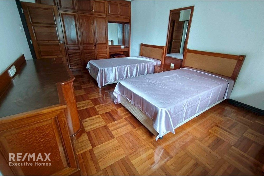 Luxury Condo in the Heart of the City 5