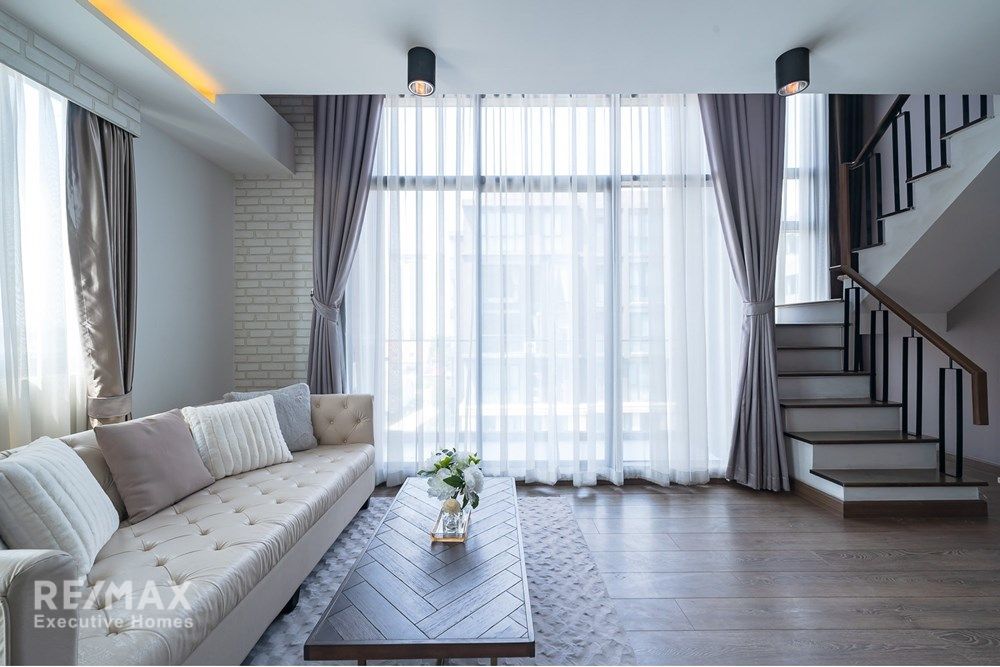 Ultra Luxurious 3BR Condo Duplex Loft in Prime Location 23