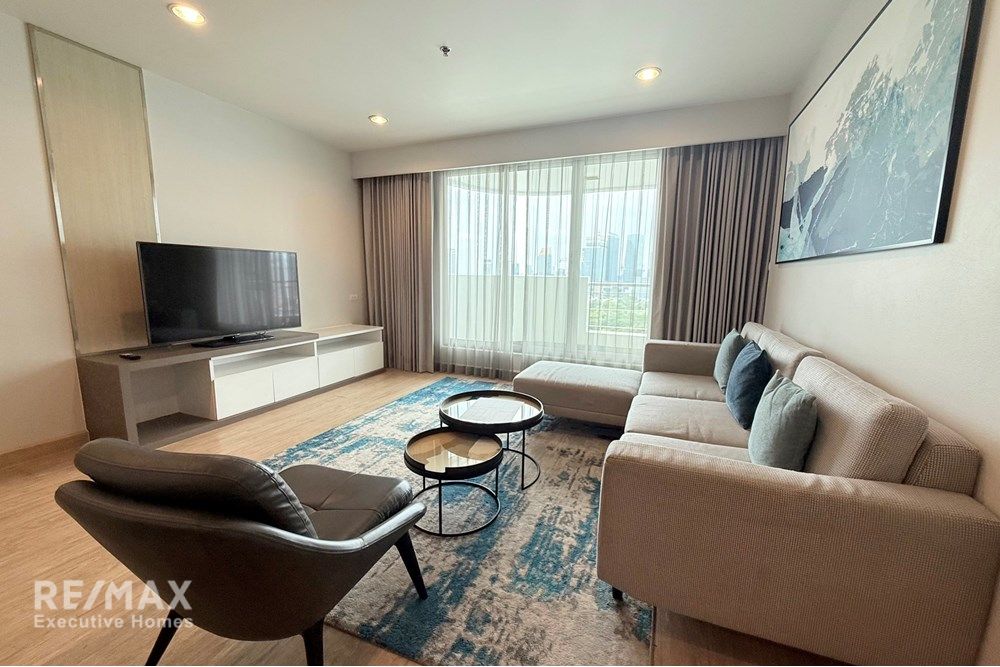 Luxury 2BR/3BA Condo for Rent in Watthana 2