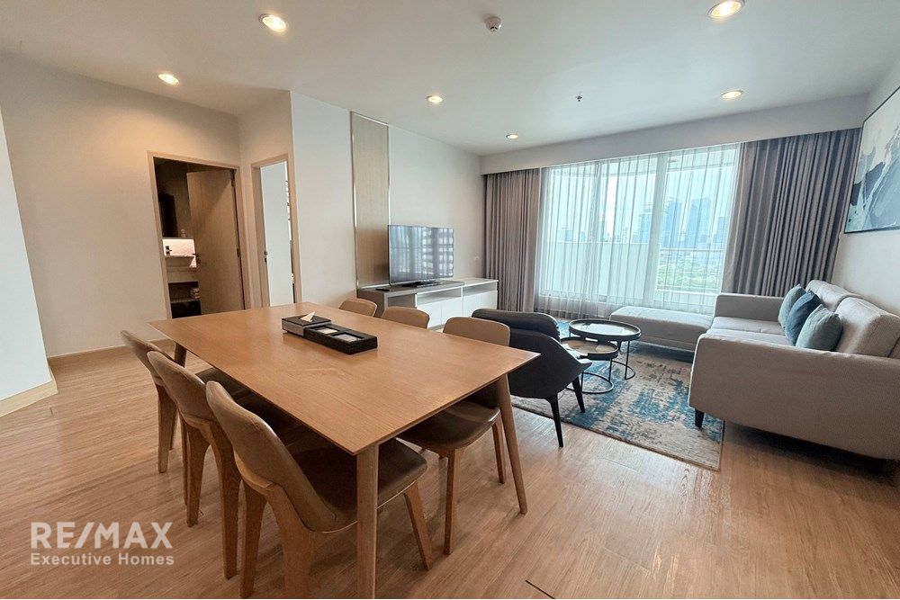 Luxury 2BR/3BA Condo for Rent in Watthana 3