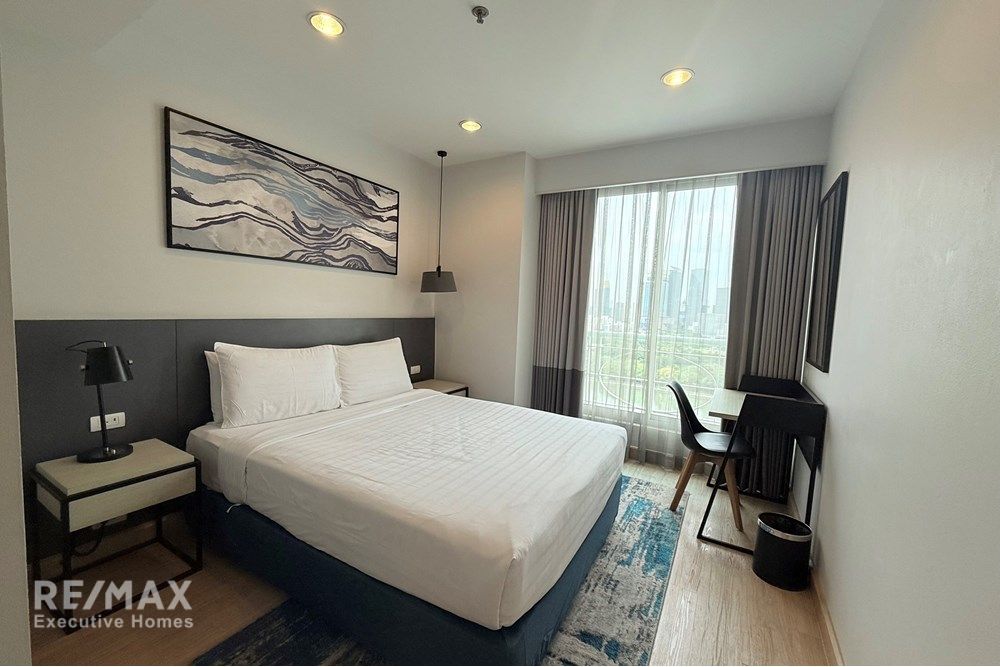 Luxury 2BR/3BA Condo for Rent in Watthana 4