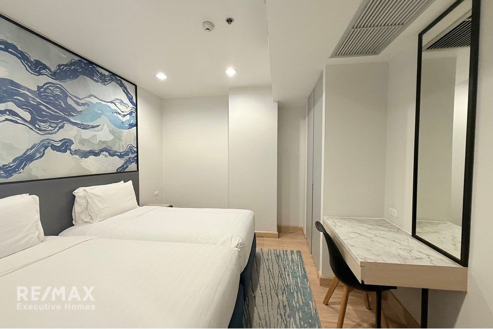 Luxury 2BR/3BA Condo for Rent in Watthana 8