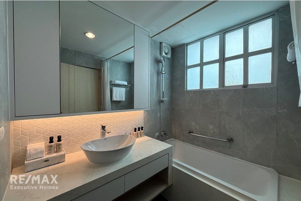Luxury Condo in the Heart of Bangkok - Urban Oasis Living 5