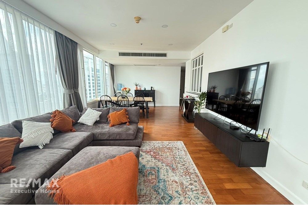 Luxuriöse 3-Zimmer-Eigentumswohnung in der Siri Residence Soi 24 – nur 6 Gehminuten zur BTS Phrom Phong. 1
