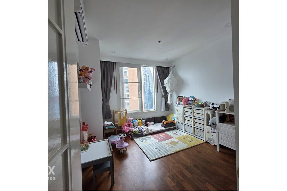 Luxuriöse 3-Zimmer-Eigentumswohnung in der Siri Residence Soi 24 – nur 6 Gehminuten zur BTS Phrom Phong. 11