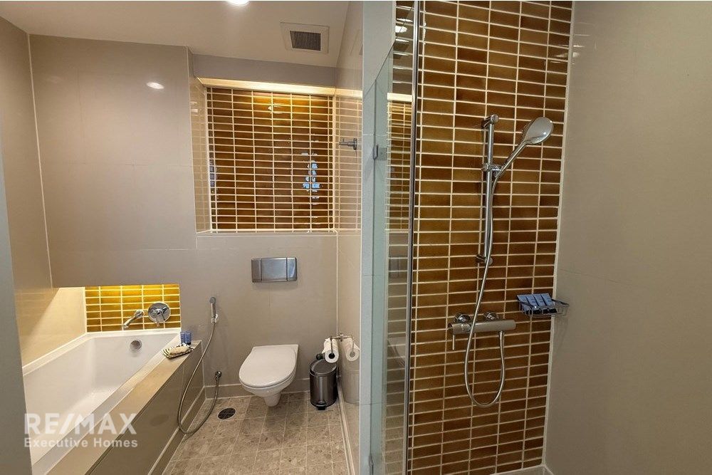 Luxurious Services Apt: 3BR, Riverside Views" with 2 Living room 13