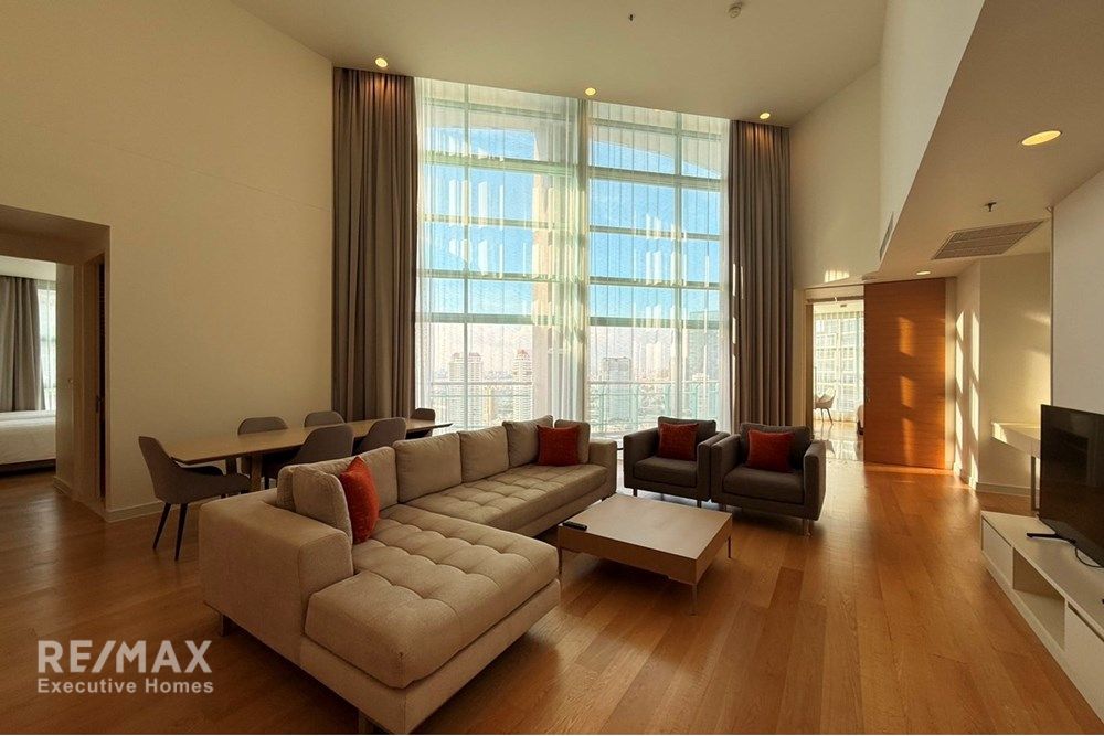 Luxurious 3BR Penthouse Riverside Apartment for Rent in Bangkok 7