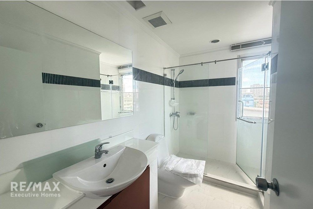 Spacious 4BR Condo for Rent in Sathon, Bangkok - 270 sq.m of Luxury Living 16
