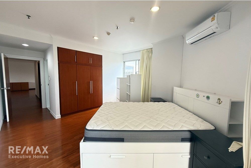 Spacious 4BR Condo for Rent in Sathon, Bangkok - 270 sq.m of Luxury Living 8