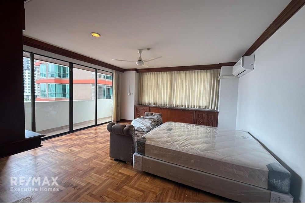 Luxurious Condo in Bangkok's Heart! 17