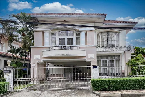 luxury-home-for-sale-in-living-lagoon-best-price-at-44-million-920071001-16298