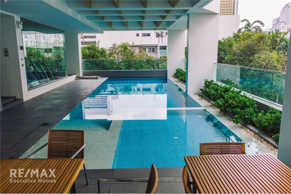 New 1-Bedroom Condo at Siamese Surawong - 7 Mins Walk to MRT Sam Yan 13