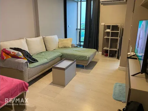 modern-condo-with-city-views-in-downtown-920071001-16394