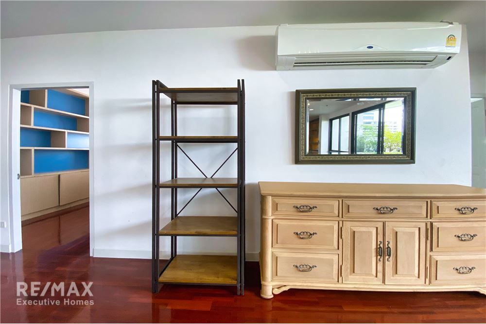 Exclusive 4BR Condo with Maid's Room for Rent at 100K - 240sqm, Only 7 Units Available 5