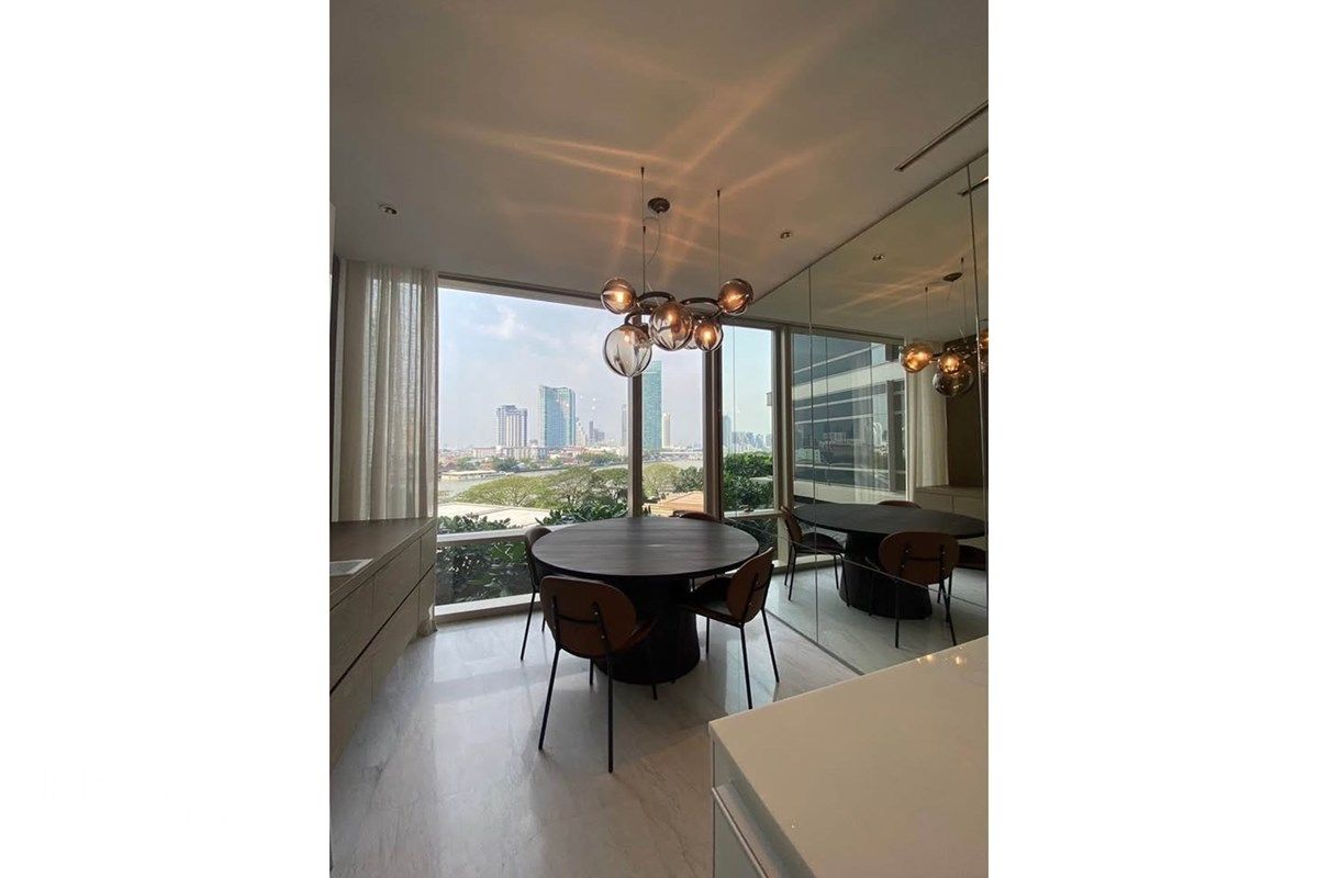 Luxury 2BR Condo at Four Seasons Private Residences - 16 Min Walk to BTS Saphan Taksin 2