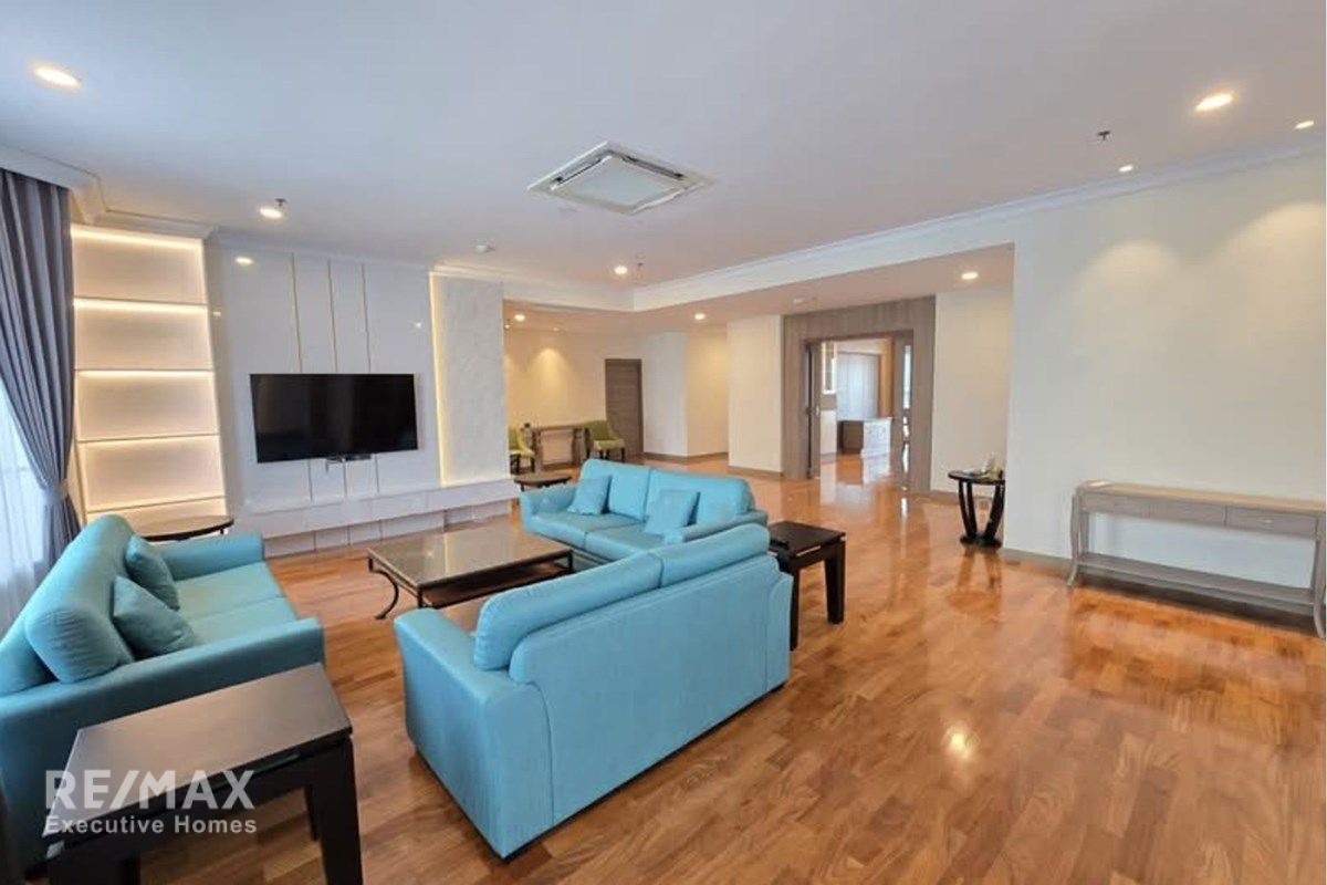 300K Rent | Spacious 600sqm Full-Floor Penthouse Condo Near Park | Pet-Friendly 2