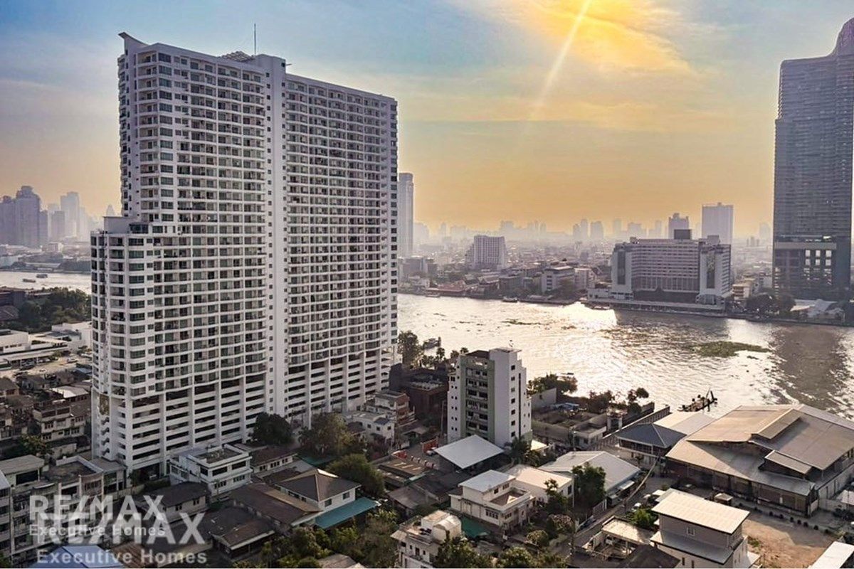 3-Bedroom Apartment for Rent with River View at Watermark Cha 9