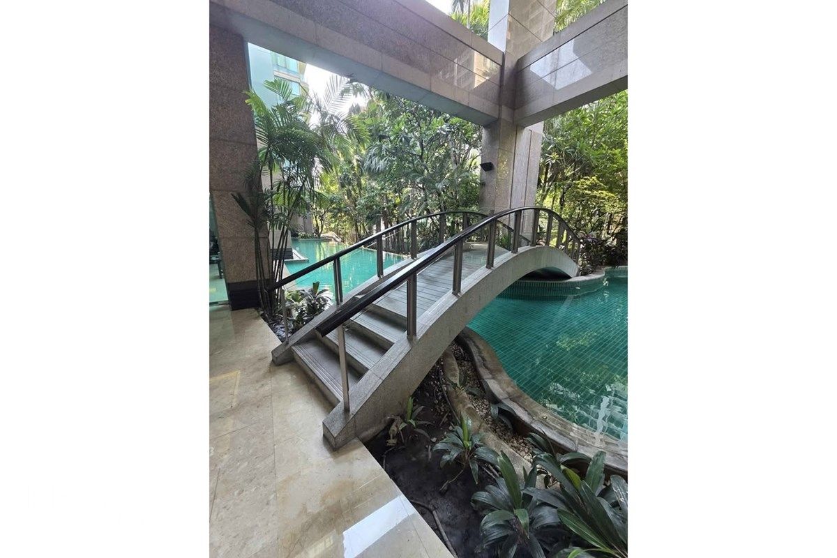 Rent 180K | The Park Chidlom | 258sqm 3BR | Private Lift | EV Charger 20