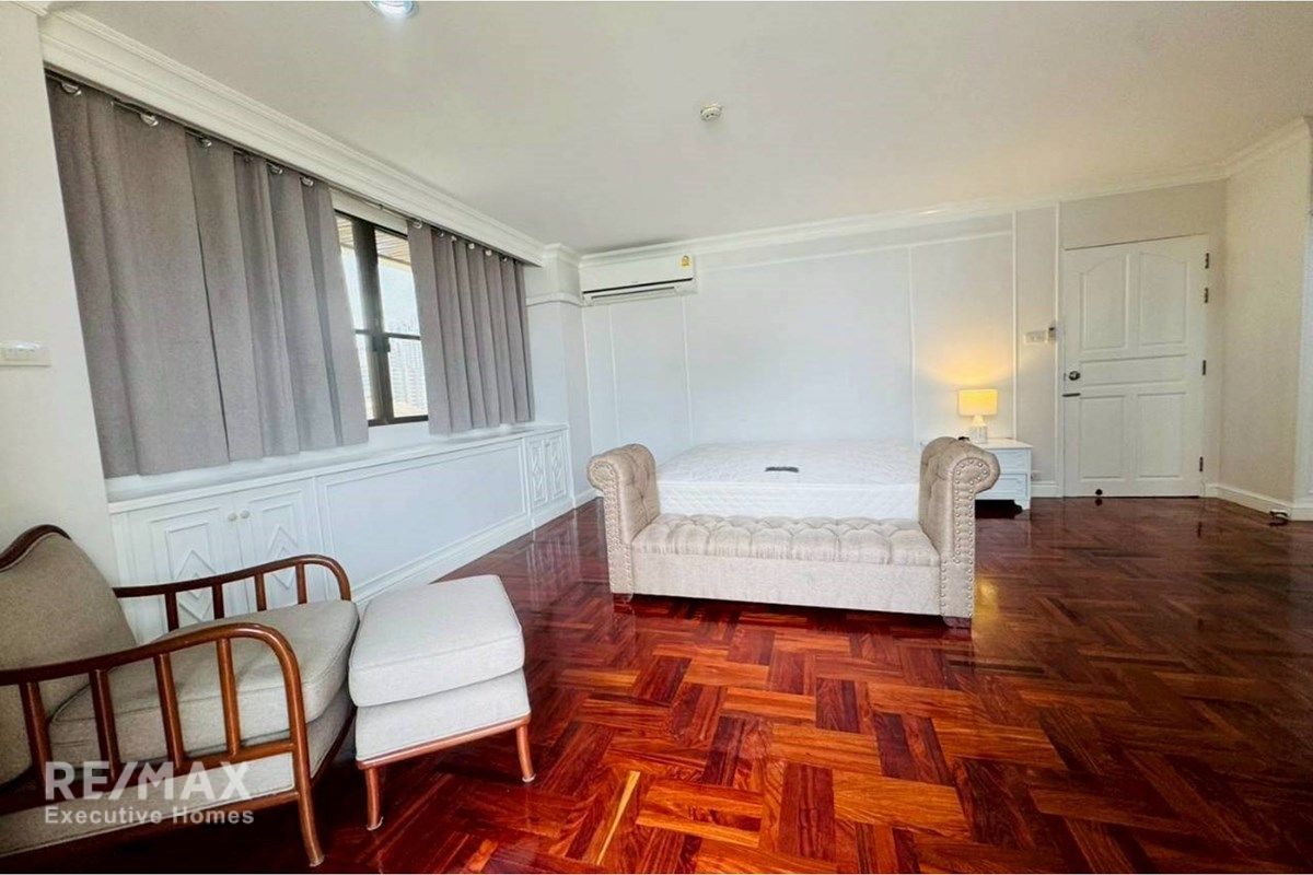 For Rent – Pet-Friendly Apartment Sukhumvit 43 | 4 BR 10