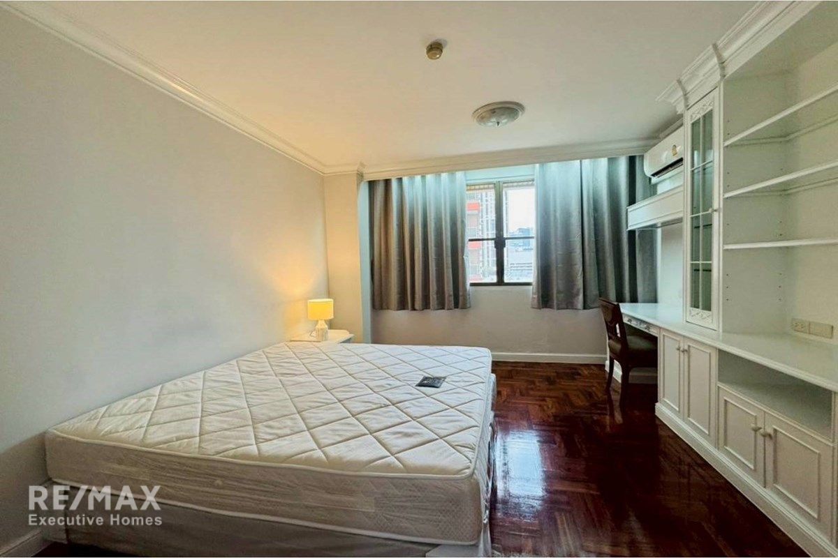 For Rent – Pet-Friendly Apartment Sukhumvit 43 | 4 BR 13
