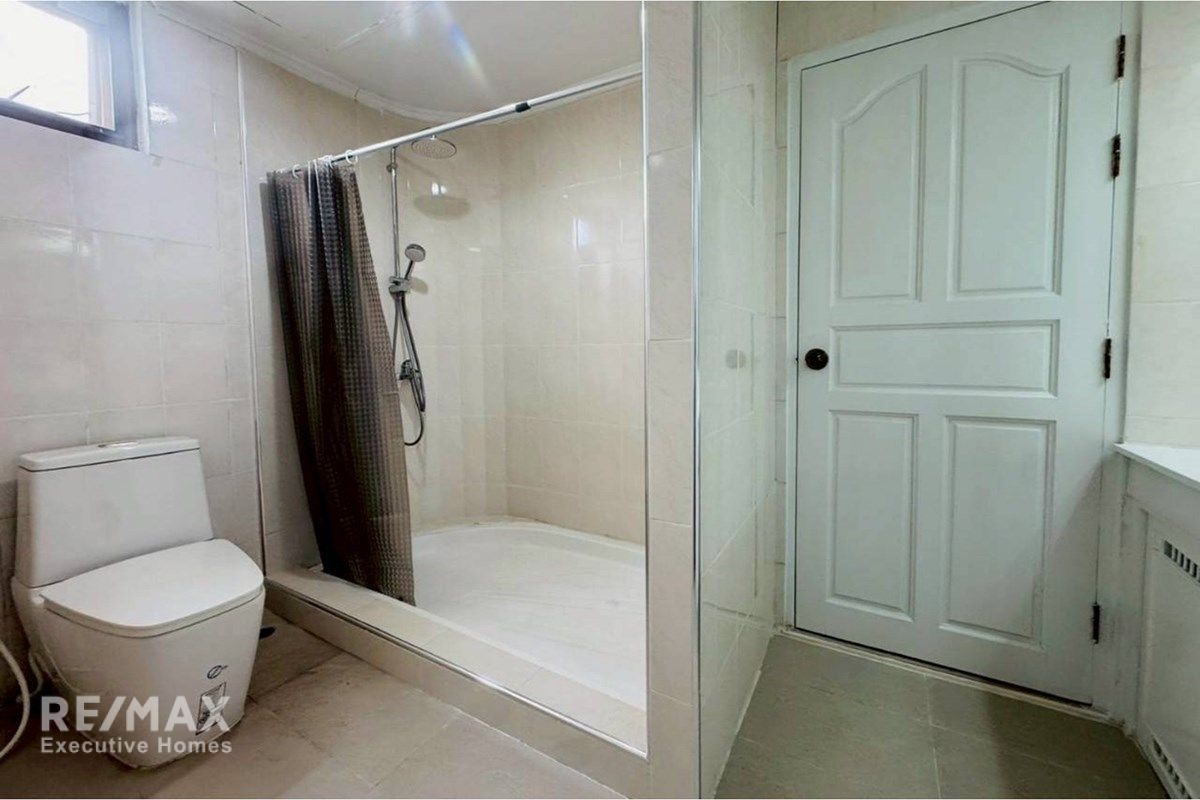 For Rent – Pet-Friendly Apartment Sukhumvit 43 | 4 BR 21