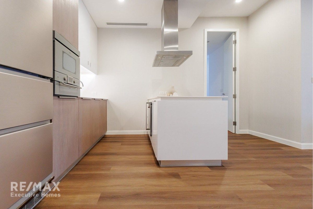 Rent 109K | Completely New Refurbished 185 Rajdamri | 2BR Terrace 6