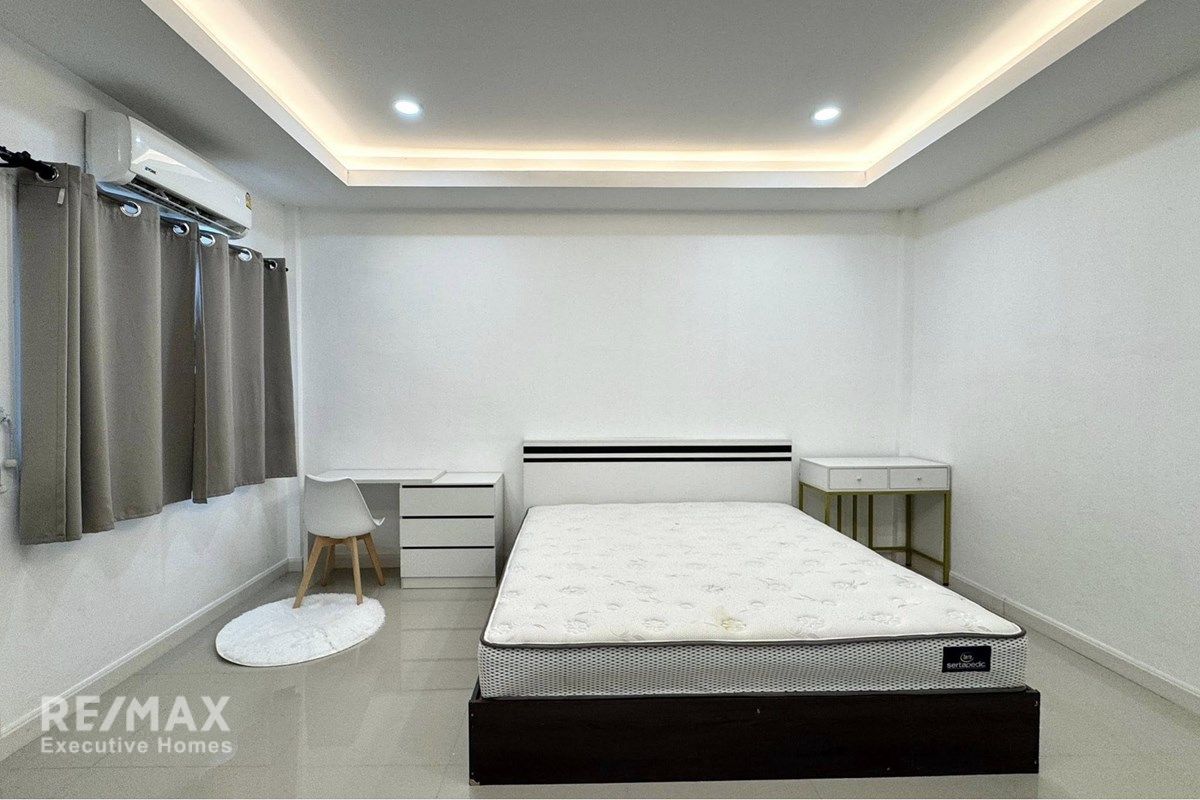 2-Story Townhouse for Rent at 45K | 3BR Near BTS On Nut in Sukhumvit 81 5