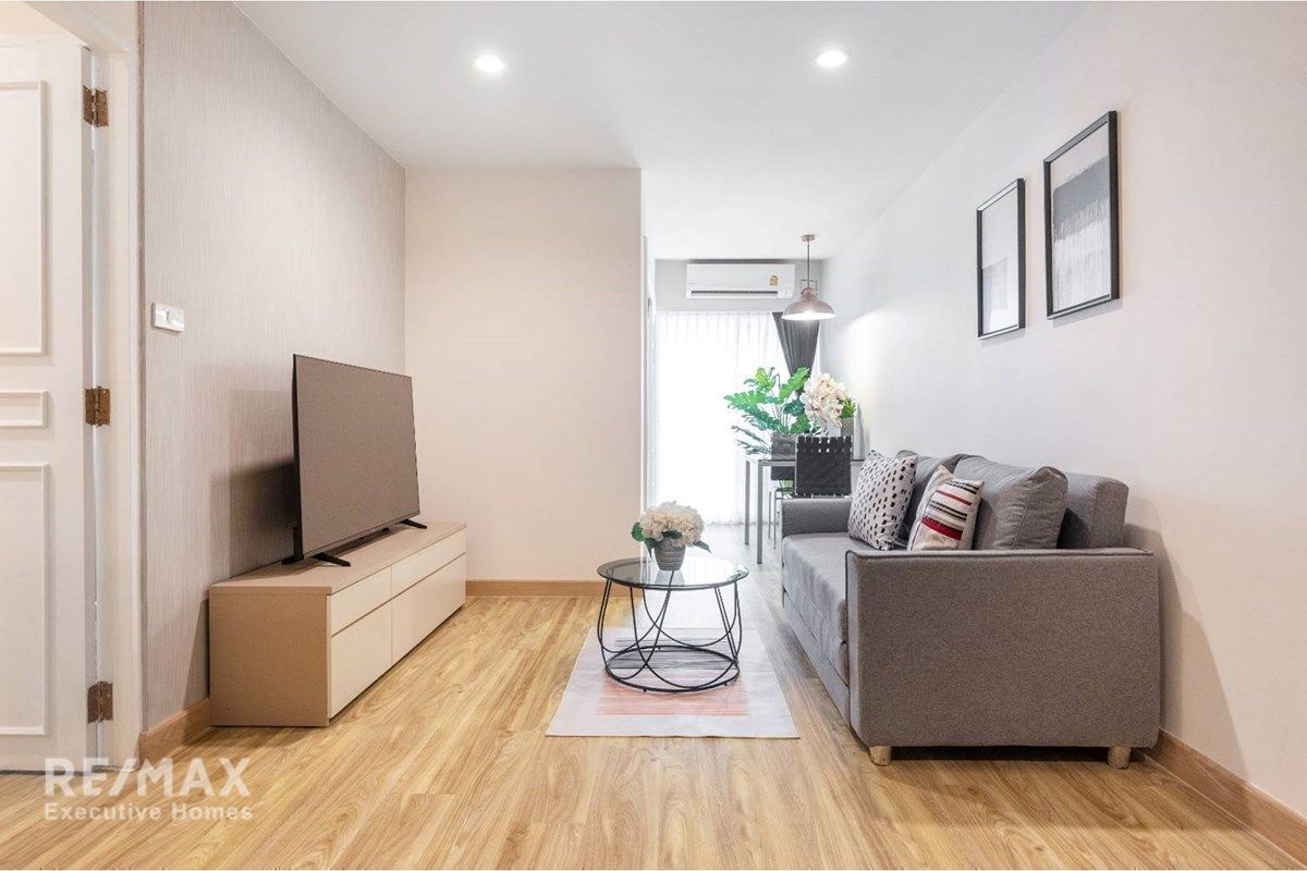 Luxurious 1BR Condo with River & Park Views in Waterford Diamond, 15 mins Walk to BTS Phrom Phong 1