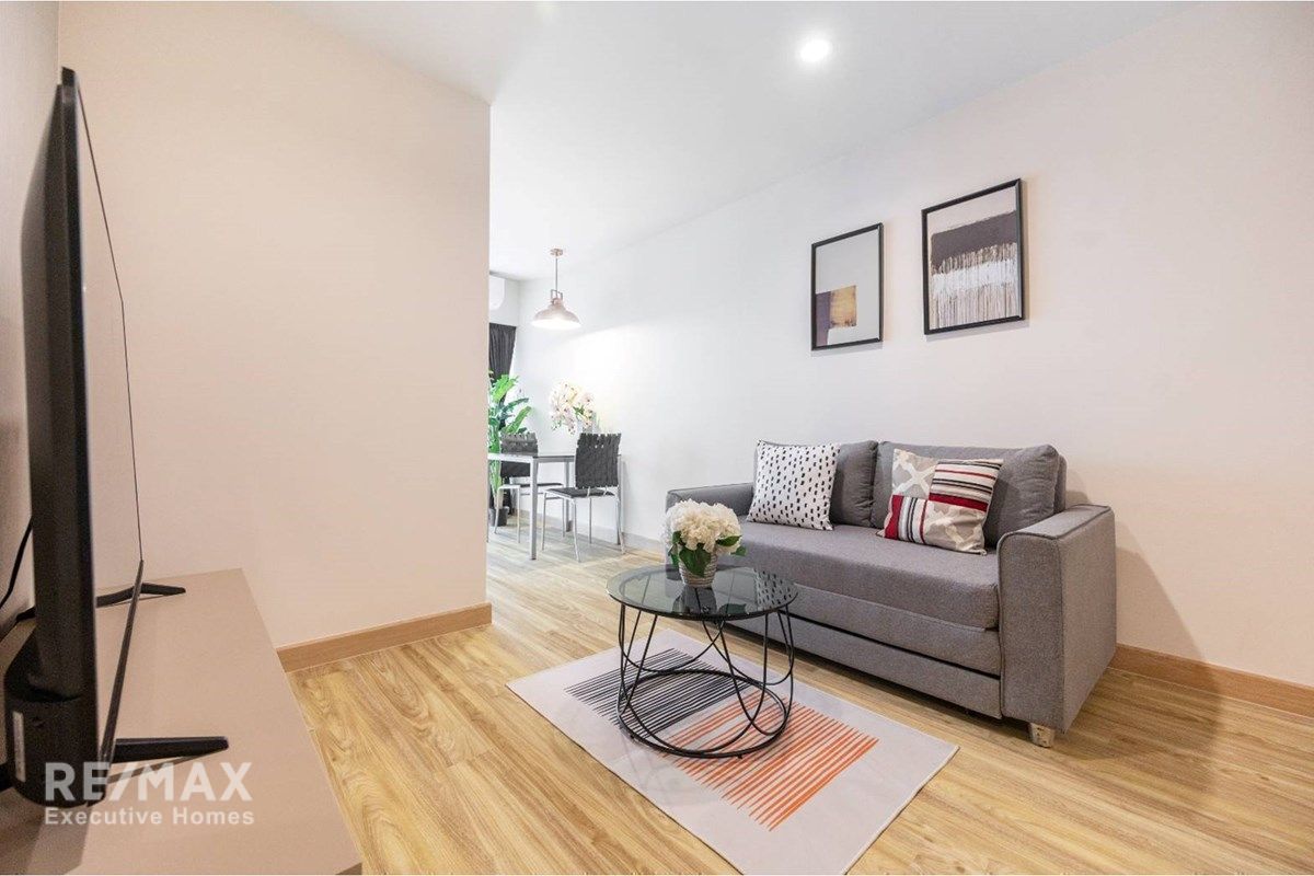 Luxurious 1BR Condo with River & Park Views in Waterford Diamond, 15 mins Walk to BTS Phrom Phong 2