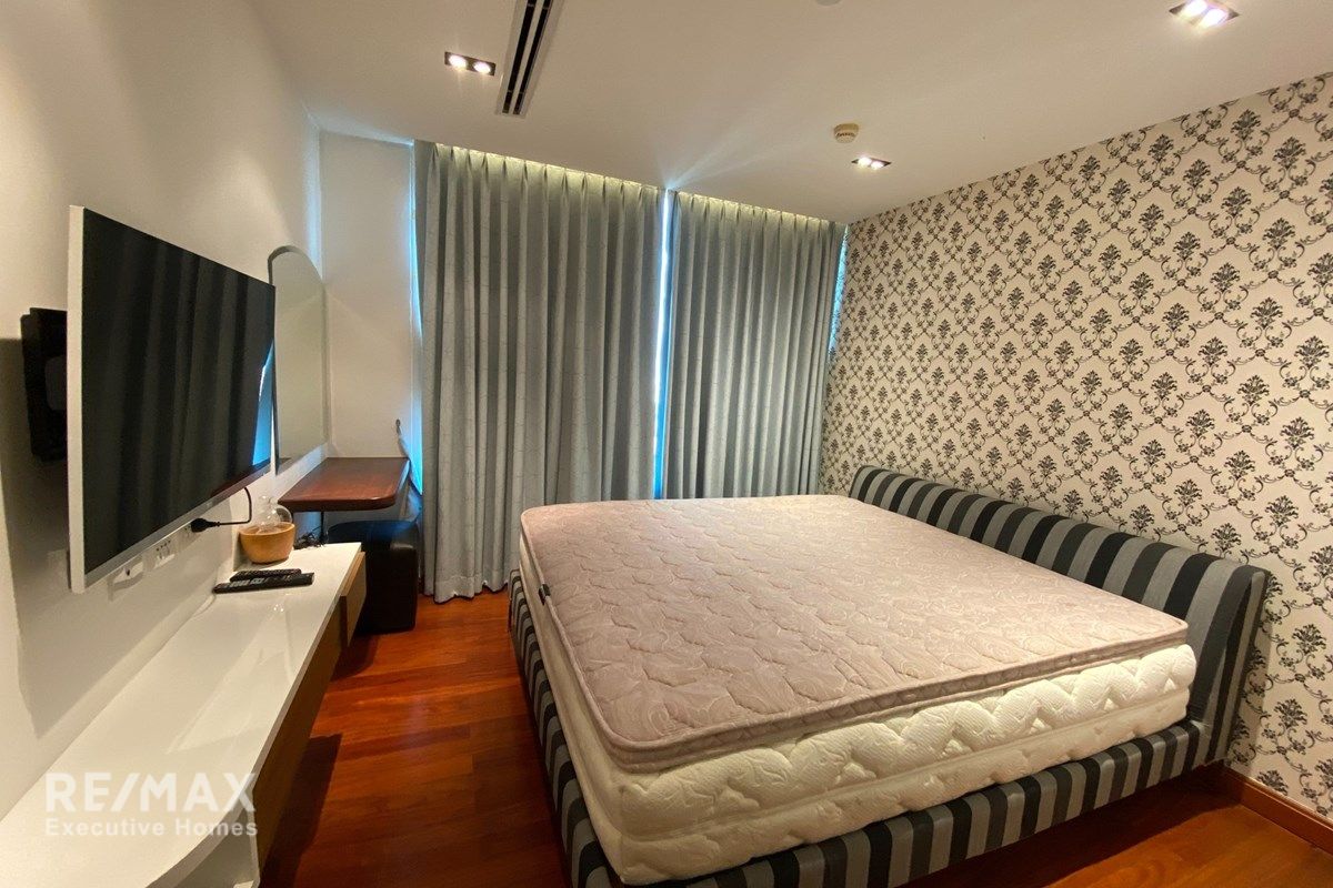 Luxury 342sqm Duplex Penthouse with Private Rooftop Garden & Jacuzzi near MRT Sukhumvit - 7 mins Walk 13