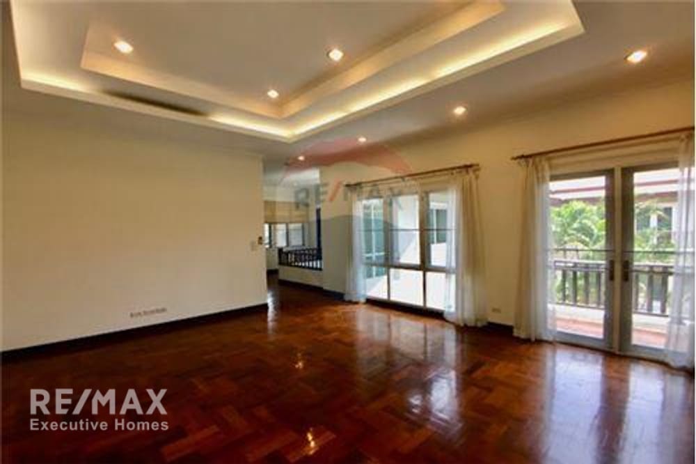 Rent 160K | 350sqm Sukhumvit 36 House | Private Pool | Pet-Friendly 9