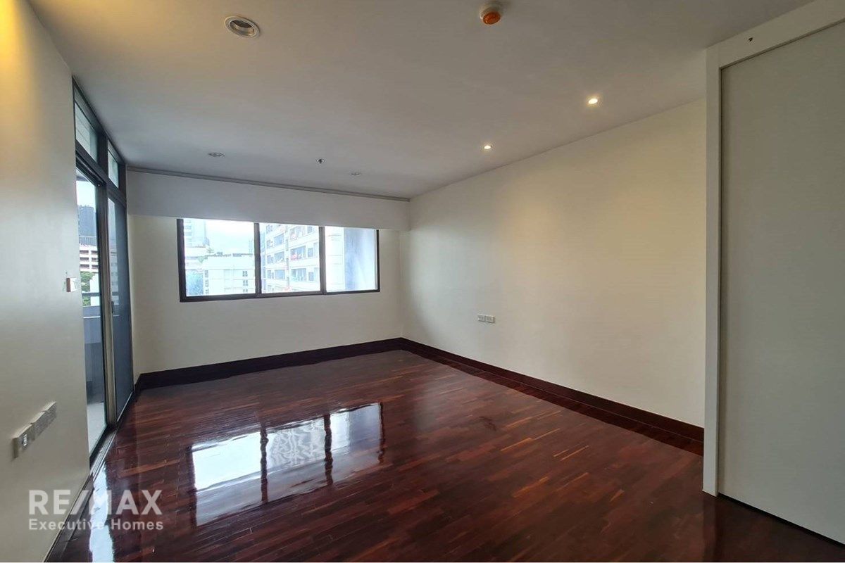Rent 85K | Ultra-Private 270sqm 1-Unit/Floor  Sukhumvit 13 | 12