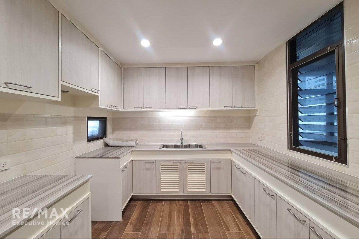 Rent 85K | Ultra-Private 270sqm 1-Unit/Floor  Sukhumvit 13 | 6