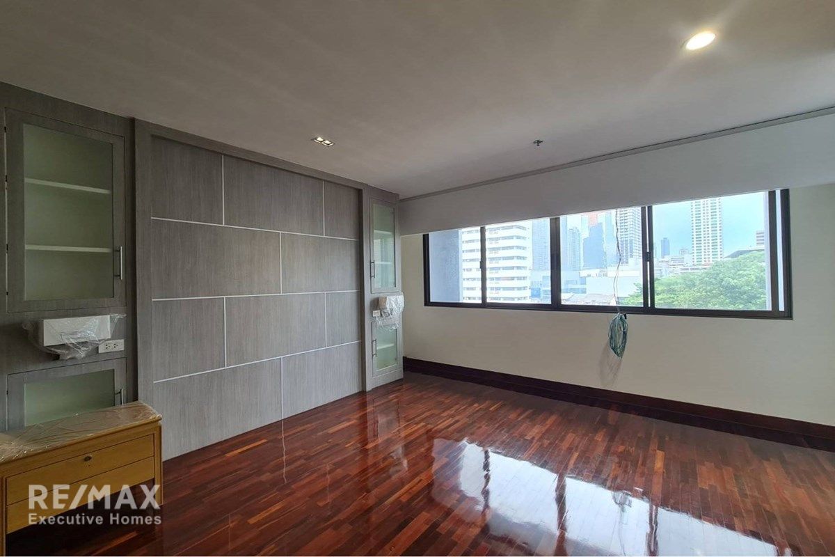Rent 85K | Ultra-Private 270sqm 1-Unit/Floor  Sukhumvit 13 | 9