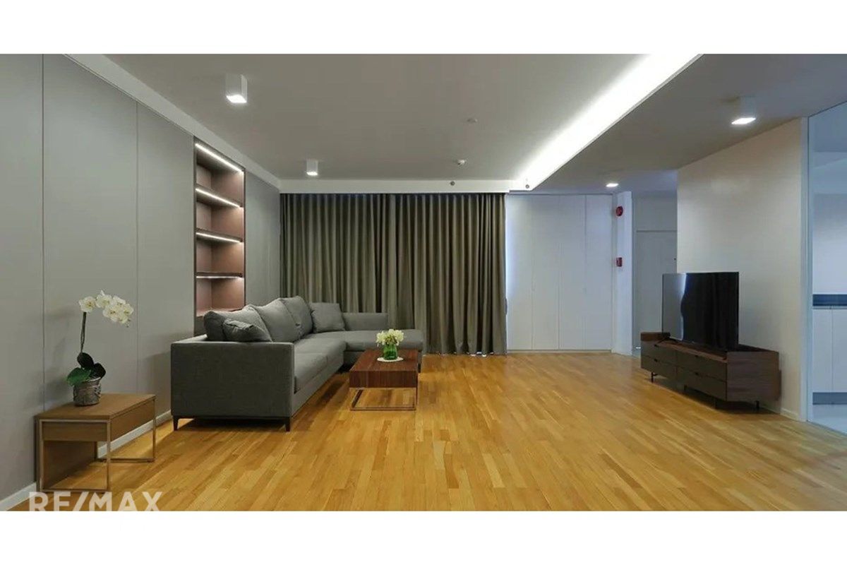 Rent | Newly Renovated 242sqm 3+1BR | Sukhumvit 39 | Cat-Friendly 6