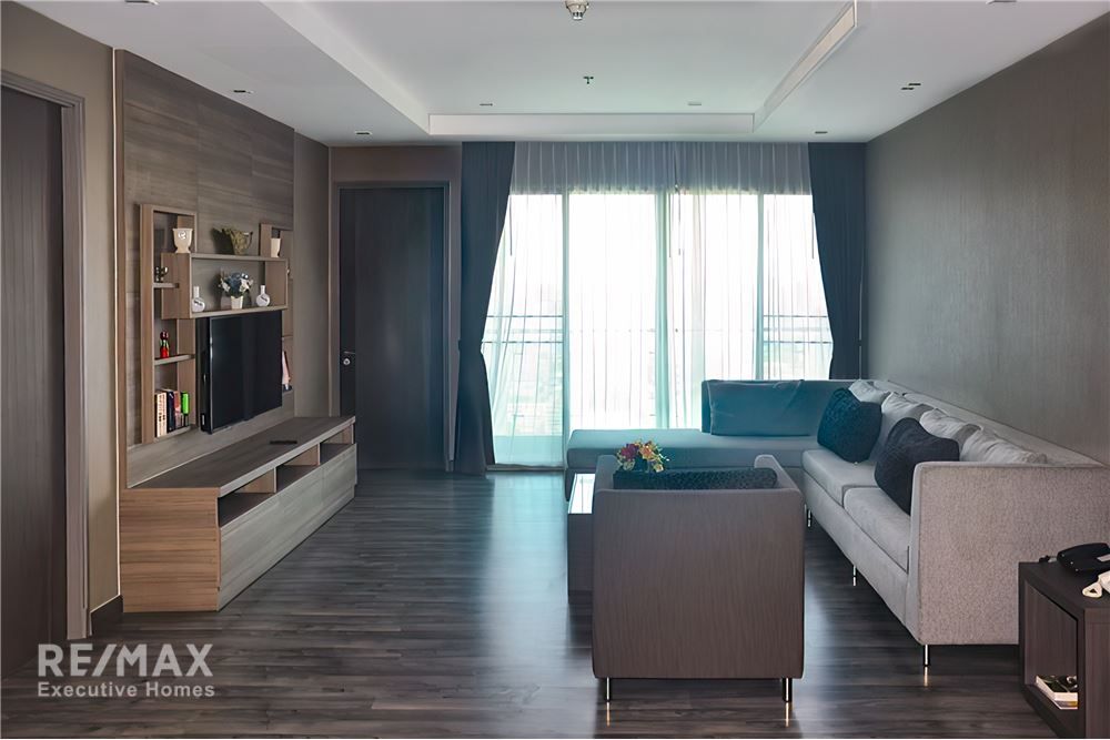 For Rent – Last Unit! 4+1 Bedroom Luxury Apartment in Sukhumvit 39 3