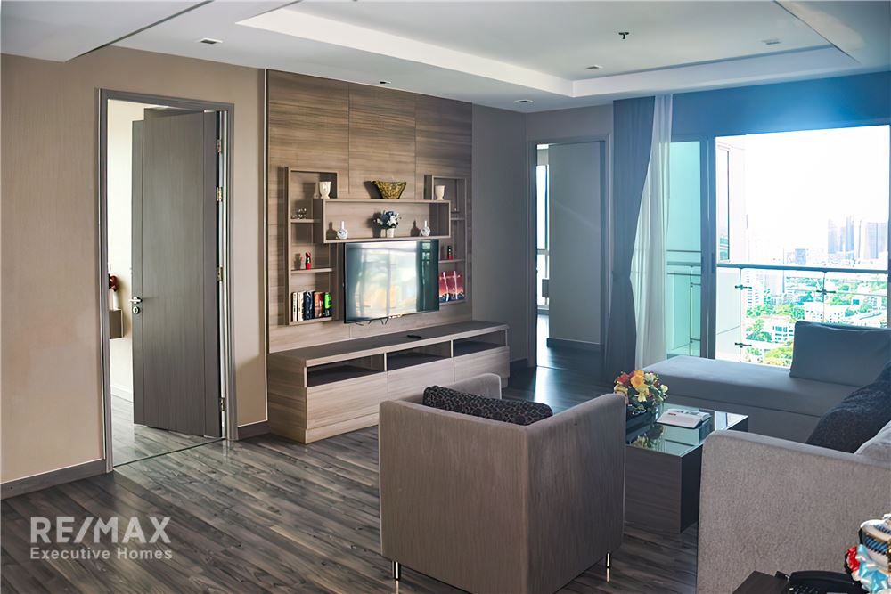 For Rent – Last Unit! 4+1 Bedroom Luxury Apartment in Sukhumvit 39 4