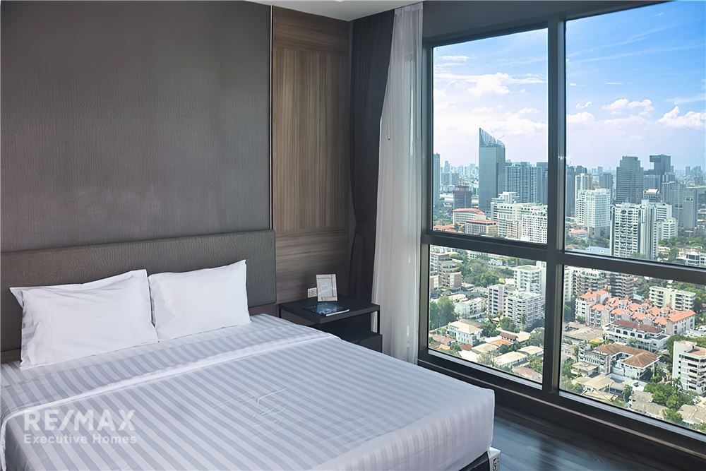 For Rent – Last Unit! 4+1 Bedroom Luxury Apartment in Sukhumvit 39 6