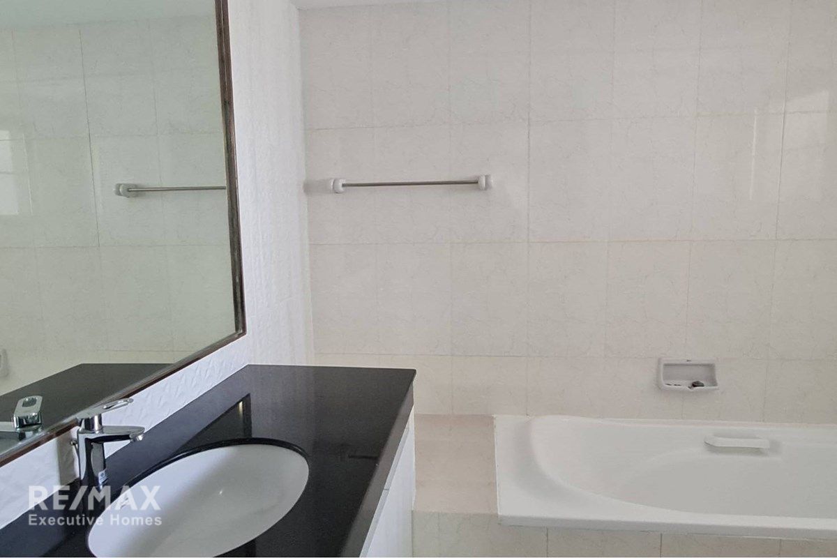 เช่า 4 ห้องนอน 4 ห้องน้ำ คอนโด ใน สุขุมวิท, กรุงเทพฯ 13