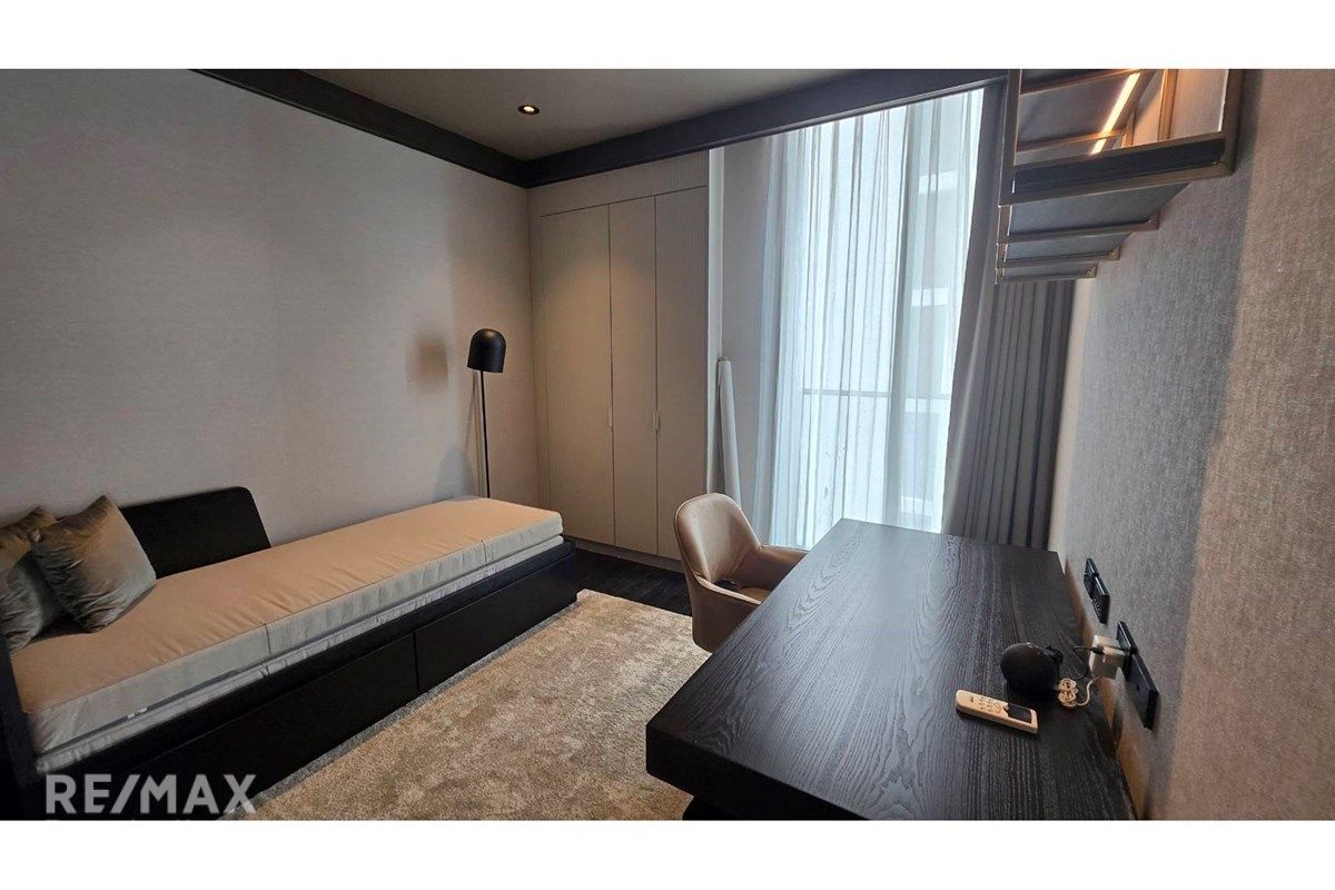 Rent 80K | Noble Ploenchit 24th Fl. 2BR | Smart Room | Direct BTS 10