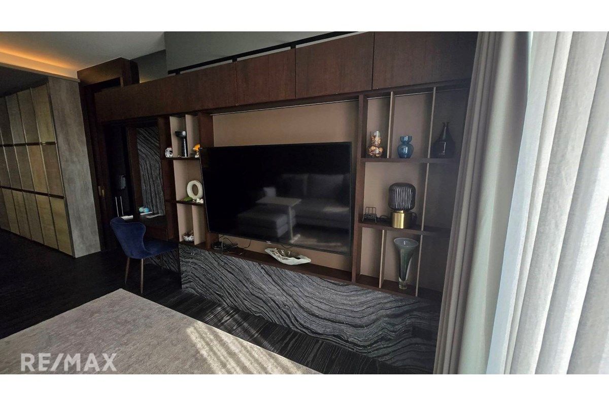 Rent 80K | Noble Ploenchit 24th Fl. 2BR | Smart Room | Direct BTS 7