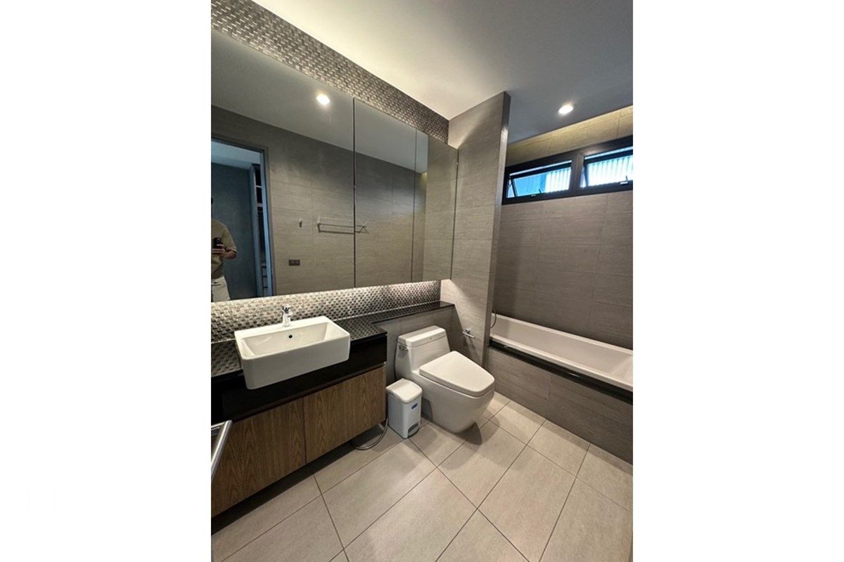 Rent 220K | Palatial 430sqm Standalone Pool Villa | Sukhumvit 49 14