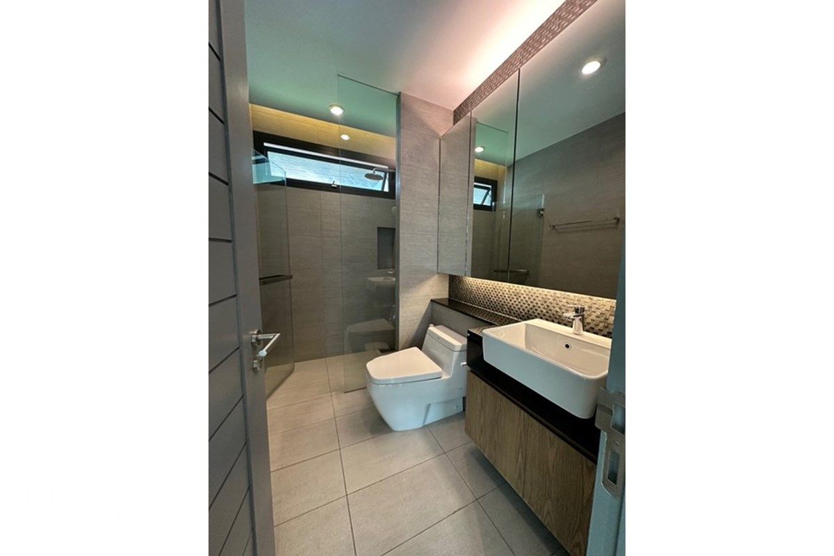 Rent 220K | Palatial 430sqm Standalone Pool Villa | Sukhumvit 49 8