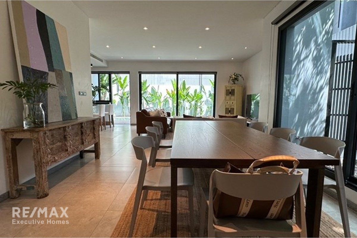 Luxury 430sqm Standalone Pool Villa for Sale in Sukhumvit 49 - 55M 3