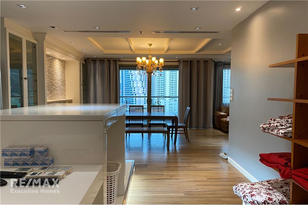 Rent 90K | Grand 143sqm 2BR | The Lake Sukhumvit 16 | Asoke BTS/MRT 9
