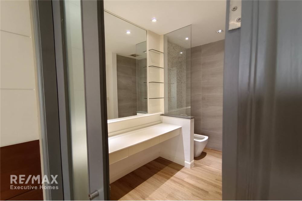 Rent 90K | Grand 143sqm 2BR | The Lake Sukhumvit 16 | Asoke BTS/MRT 15