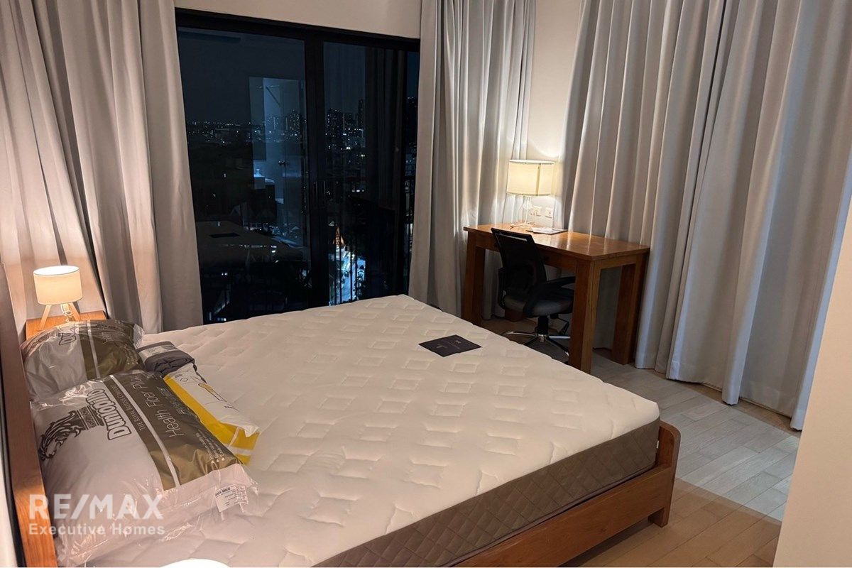 High-Floor 2BR Condo for Rent at Noble Reveal Ekkamai - 5 Min Walk to BTS 5
