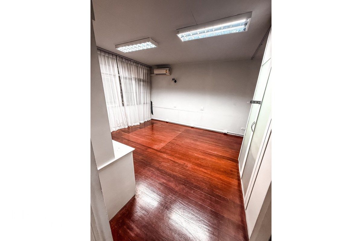 150m² Home-Office zur Miete für 65.000 in bester Lage Thonglor Soi 20 - Firmenregistrierung erlaubt. 3